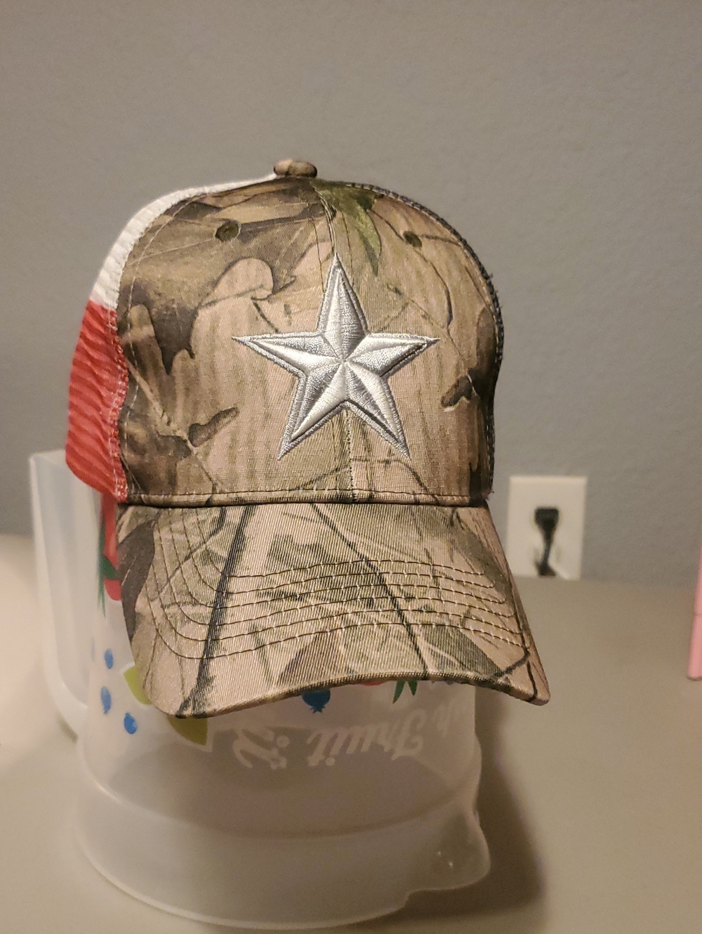 Men Camo Star Trucker Hat - Brown/Green